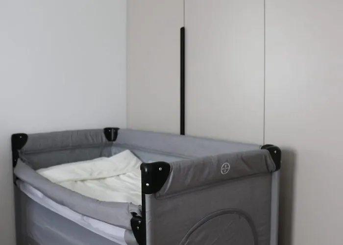 Daire Charming 1 Bd By Domvia *