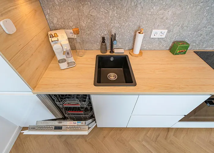 Daire Charming 1 Bd By Domvia *